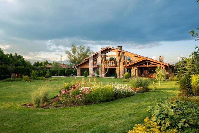 Продава КЪЩА, област Благоевград, с. Баня • 1750000 € / 3422702.50 лв. • 24813442 1 — Holmes.bg Продава КЪЩА, област Благоевград, с. Баня • 1750000 € / 3422702.50 лв. • 24813442 1