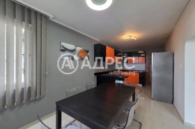 Продава 3-стаен, град София