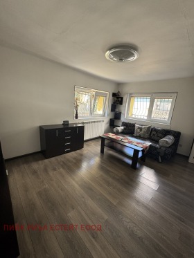 ЕТАЖ ОТ КЪЩА, 63 m2 - Holmes.bg ЕТАЖ ОТ КЪЩА, 63 m2