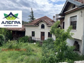 Продава Къща, с. Церово