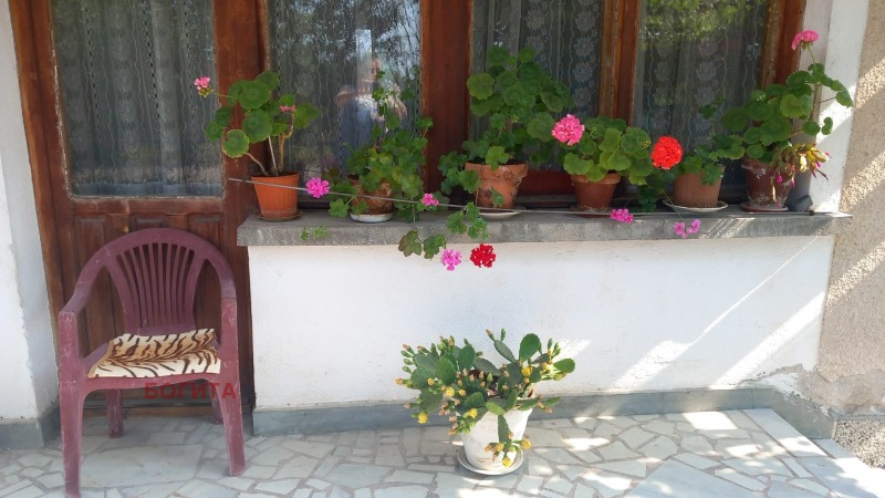 Продава КЪЩА, област Стара Загора, с. Ястребово • 69990 € / 136888.54 лв. • 22160075 1 — Holmes.bg Продава КЪЩА, област Стара Загора, с. Ястребово • 69990 € / 136888.54 лв. • 22160075 1