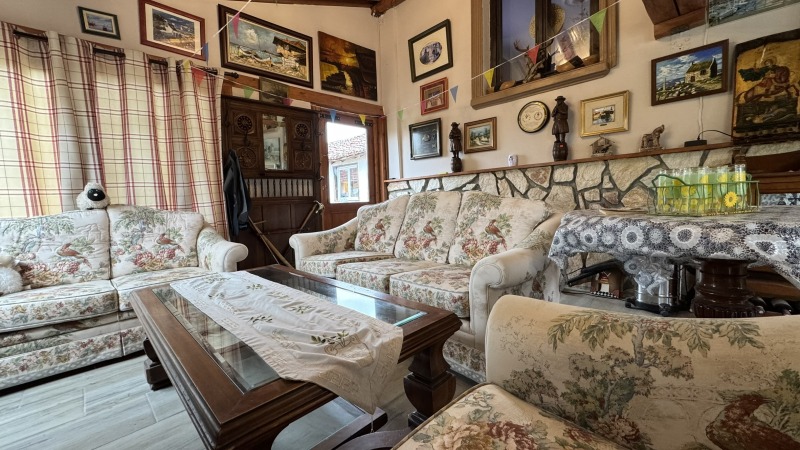 Продава КЪЩА, област Пазарджик, с. Левски • 125000 € • 24636499 1 — Holmes.bg Продава КЪЩА, област Пазарджик, с. Левски • 125000 € • 24636499 1