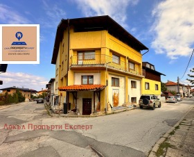 Обява Продава КЪЩА,гр. Банско, област Благоевград