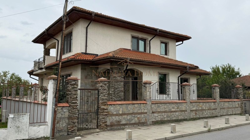 Продава КЪЩА, област Бургас, гр. Поморие • 290000 € / 567190.70 лв. • 94811646 1 — Holmes.bg Продава КЪЩА, област Бургас, гр. Поморие • 290000 € / 567190.70 лв. • 94811646 1