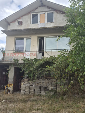 Продава Къща, с. Богданов дол