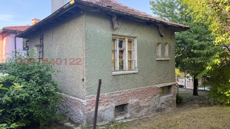 Продава КЪЩА, град Перник, Байкушева махала • 90000 € / 176024.70 лв. • 47869020 1 — Holmes.bg Продава КЪЩА, град Перник, Байкушева махала • 90000 € / 176024.70 лв. • 47869020 1