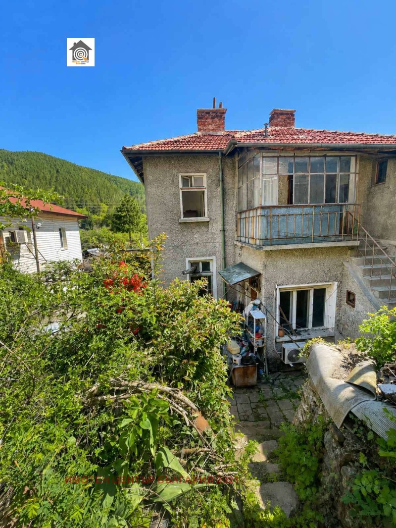 Продава КЪЩА, област София, с. Владо Тричков • 110000 € • 71403303 1 — Holmes.bg Продава КЪЩА, област София, с. Владо Тричков • 110000 € • 71403303 1