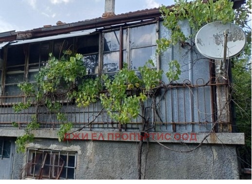 Продава КЪЩА, област София, с. Владо Тричков • 69500 € / 135930.18 лв. • 64935275 1 — Holmes.bg Продава КЪЩА, област София, с. Владо Тричков • 69500 € / 135930.18 лв. • 64935275 1