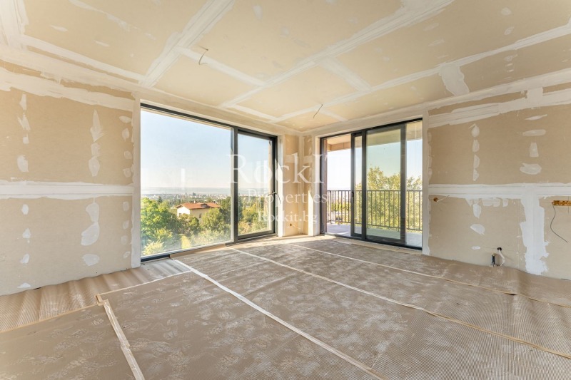 Продава 4-СТАЕН, град София, Младост 4 • 590000 € • 64903043 1 — Holmes.bg Продава 4-СТАЕН, град София, Младост 4 • 590000 € • 64903043 1