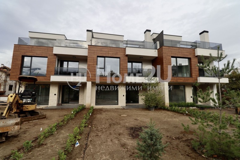 Продава КЪЩА, град София, с. Панчарево • 545000 € / 1065927.35 лв. • 52848049 1 — Holmes.bg Продава КЪЩА, град София, с. Панчарево • 545000 € / 1065927.35 лв. • 52848049 1