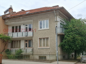 КЪЩА, 400 m2 - Holmes.bg КЪЩА, 400 m2