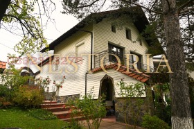 Обява Продава КЪЩА,с. Големо Бучино, област Перник