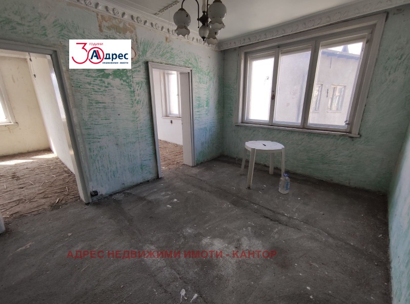 Продава 3-СТАЕН, град Пазарджик, Идеален център • 70000 € / 136908.10 лв. • 16487029 1 — Holmes.bg Продава 3-СТАЕН, град Пазарджик, Идеален център • 70000 € / 136908.10 лв. • 16487029 1