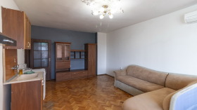 Продажба на тристайни апартаменти в град Сливен - изображение 2 