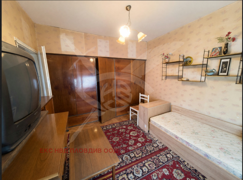 Продава 3-СТАЕН, град Пловдив, Център • 150000 € / 293374.50 лв. • 24610786 1 — Holmes.bg Продава 3-СТАЕН, град Пловдив, Център • 150000 € / 293374.50 лв. • 24610786 1