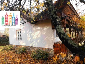Обява Продава КЪЩА,с. Брусник, област Перник