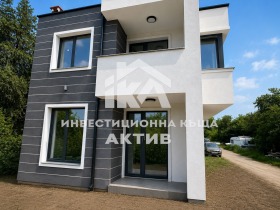 Продава Къща, град Пловдив
