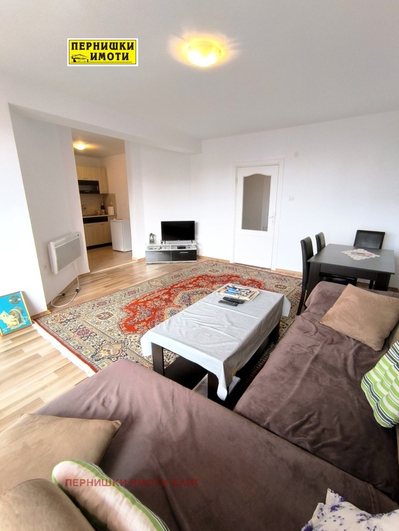 Продава 2-СТАЕН, град Перник, Изток • 95000 € / 185803.85 лв. • 82738912 1 — Holmes.bg Продава 2-СТАЕН, град Перник, Изток • 95000 € / 185803.85 лв. • 82738912 1