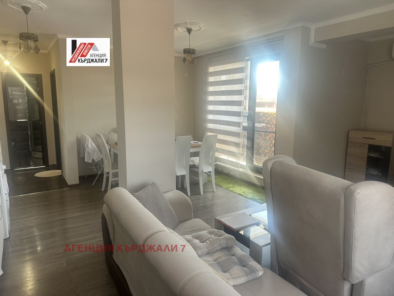 Продава 2-СТАЕН, град Кърджали, Център • 102000 € • 43852826 1 — Holmes.bg Продава 2-СТАЕН, град Кърджали, Център • 102000 € • 43852826 1