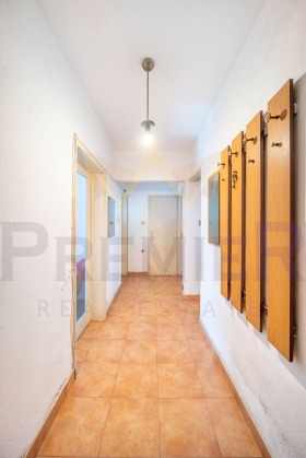 4-СТАЕН, 80 m2 - Holmes.bg 4-СТАЕН, 80 m2