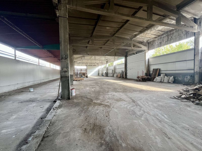 Продава ПРОМ. ПОМЕЩЕНИЕ, град Русе, Здравец Изток • 280000 € / 547632.40 лв. • 55169732 1 — Holmes.bg Продава ПРОМ. ПОМЕЩЕНИЕ, град Русе, Здравец Изток • 280000 € / 547632.40 лв. • 55169732 1