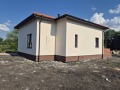 Продава КЪЩА, област София, гр. Божурище • 290000 € / 567190.70 лв. • 34876632 6 — Holmes.bg Продава КЪЩА, област София, гр. Божурище • 290000 € / 567190.70 лв. • 34876632 6