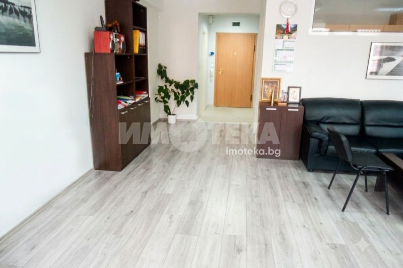 Продава 2-СТАЕН, град София, Хладилника • 285000 € • 45355997 1 — Holmes.bg Продава 2-СТАЕН, град София, Хладилника • 285000 € • 45355997 1