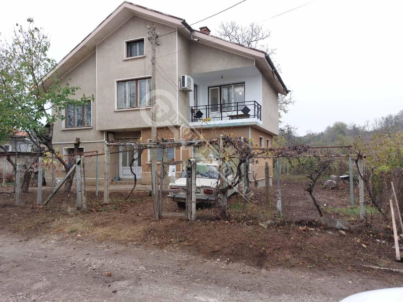 Продава  Къща област Велико Търново , гр. Долна Оряховица , 209 кв.м | 32016522