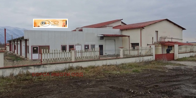 Продава ПРОМ. ПОМЕЩЕНИЕ, град Враца, Сениче • 613550 € / 1199999.50 лв. • 88214086 1 — Holmes.bg Продава ПРОМ. ПОМЕЩЕНИЕ, град Враца, Сениче • 613550 € / 1199999.50 лв. • 88214086 1