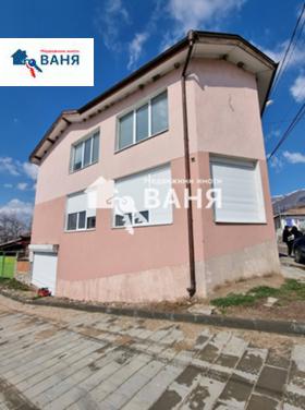 Продажба на имоти в гр. Карлово, област Пловдив — страница 8 - изображение 5 