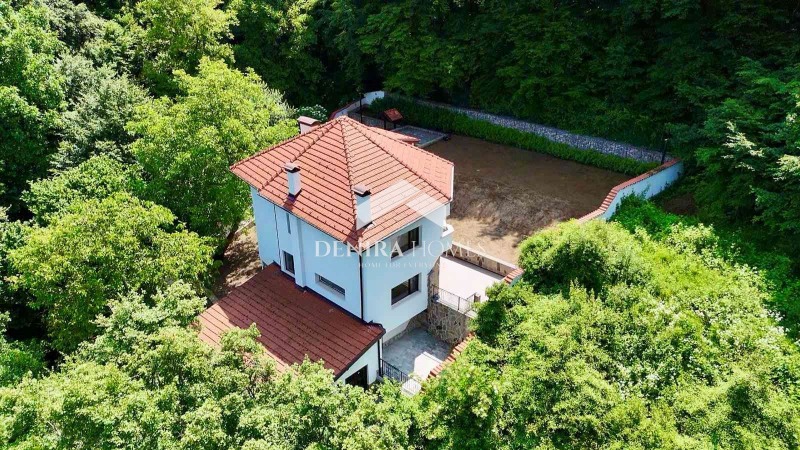Продава КЪЩА, град София, Княжево • 1000000 € / 1955830.00 лв. • 86272174 1 — Holmes.bg Продава КЪЩА, град София, Княжево • 1000000 € / 1955830.00 лв. • 86272174 1