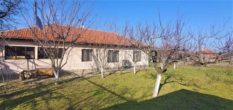 Продава  Къща, област Варна, с. Гроздьово • 72 000 EUR • ID 27868294 — holmes.bg - [1] 