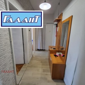 Обява Продава 3-СТАЕН,град Варна, Базар Левски