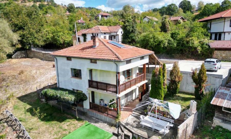 Продава КЪЩА, област Габрово, гр. Трявна • 250000 € • 33300274 1 — Holmes.bg Продава КЪЩА, област Габрово, гр. Трявна • 250000 € • 33300274 1