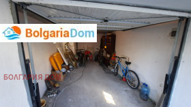 Продава гараж град Бургас Сарафово - [1] 