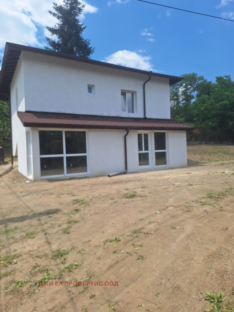 Продава КЪЩА, област София, с. Владо Тричков • 165000 € / 322711.95 лв. • 34741739 1 — Holmes.bg Продава КЪЩА, област София, с. Владо Тричков • 165000 € / 322711.95 лв. • 34741739 1