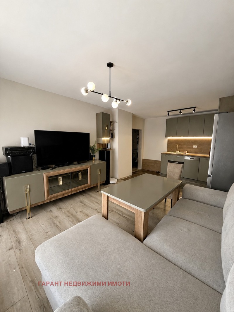 Продава 3-СТАЕН, град Габрово, Център • 148000 € • 44394224 1 — Holmes.bg Продава 3-СТАЕН, град Габрово, Център • 148000 € • 44394224 1