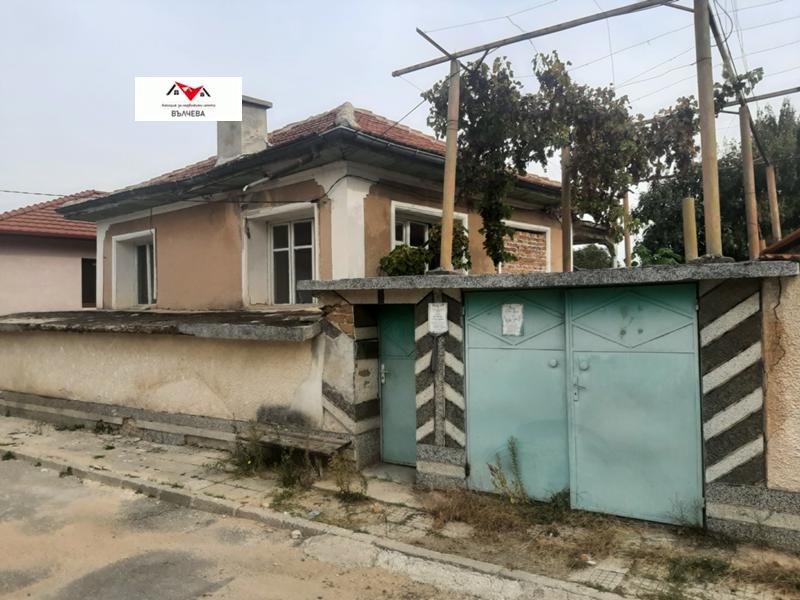 Продава  Къща, област Пловдив, с. Старосел • 29 000 EUR • ID 42545468 — holmes.bg - [1] 