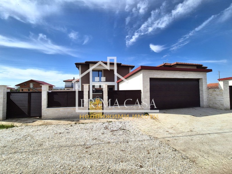Продава КЪЩА, област Пловдив, с. Маноле • 319900 € / 625670.02 лв. • 10495466 1 — Holmes.bg Продава КЪЩА, област Пловдив, с. Маноле • 319900 € / 625670.02 лв. • 10495466 1