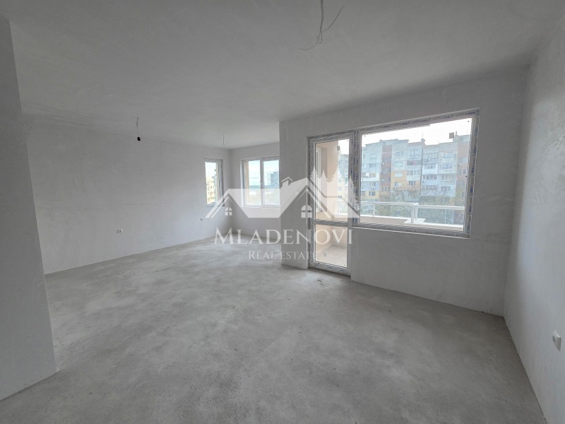 Продава 3-СТАЕН, град Бургас, Меден рудник - зона В • 132000 € / 258169.56 лв. • 83305770 1 — Holmes.bg Продава 3-СТАЕН, град Бургас, Меден рудник - зона В • 132000 € / 258169.56 лв. • 83305770 1