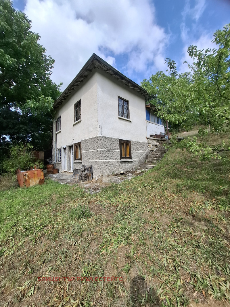 Продава КЪЩА, област Перник, с. Неделково • 29000 € • 31411847 1 — Holmes.bg Продава КЪЩА, област Перник, с. Неделково • 29000 € • 31411847 1