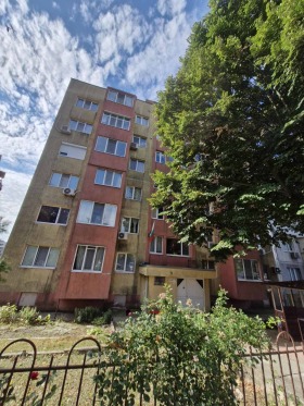 Продава 4-стаен, град Варна