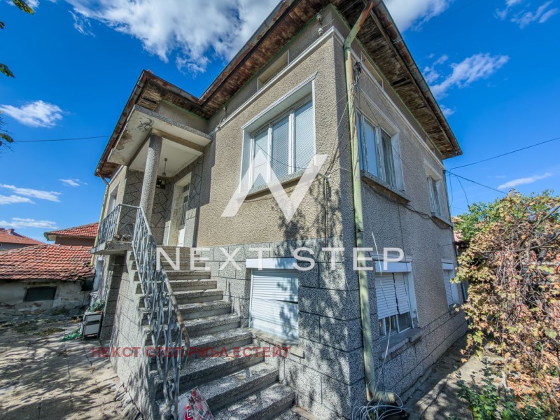 Продава КЪЩА, област Стара Загора, гр. Чирпан • 75000 € • 59561979 1 — Holmes.bg Продава КЪЩА, област Стара Загора, гр. Чирпан • 75000 € • 59561979 1
