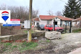 Продажба на имоти в с. Червена вода, област Русе - изображение 19 