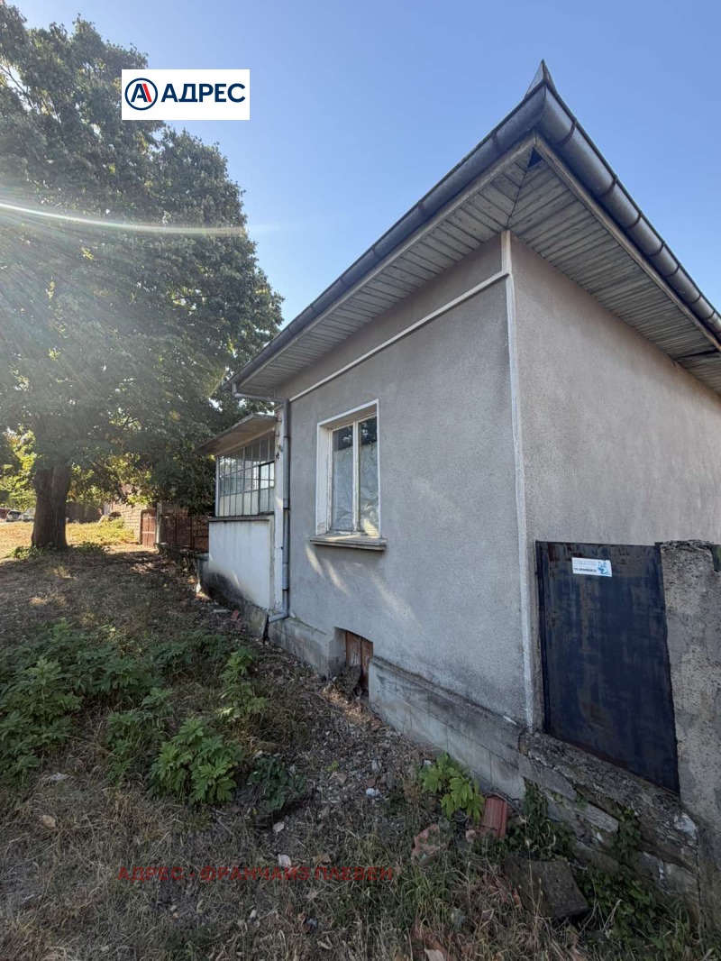 Продава КЪЩА, област Ловеч, с. Соколово • 82000 € • 99930199 1 — Holmes.bg Продава КЪЩА, област Ловеч, с. Соколово • 82000 € • 99930199 1
