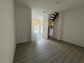 Обява Продава МАГАЗИН,град Варна, Център