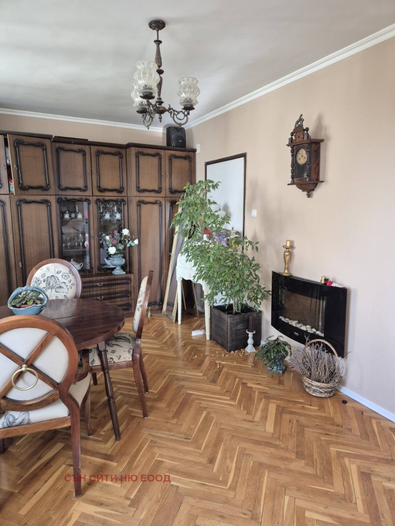 Продава 3-СТАЕН, град София, Младост 2 • 295000 € / 576969.85 лв. • 38019755 1 — Holmes.bg Продава 3-СТАЕН, град София, Младост 2 • 295000 € / 576969.85 лв. • 38019755 1