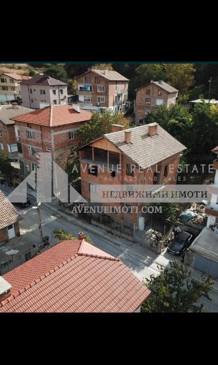 Продава КЪЩА, област Пловдив, гр. Асеновград • 172000 € / 336402.76 лв. • 87754396 1 — Holmes.bg Продава КЪЩА, област Пловдив, гр. Асеновград • 172000 € / 336402.76 лв. • 87754396 1