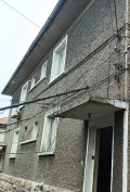 Продава КЪЩА, град Русе, Родина 2 • 120000 € / 234699.60 лв. • 39992089 1 — Holmes.bg Продава КЪЩА, град Русе, Родина 2 • 120000 € / 234699.60 лв. • 39992089 1