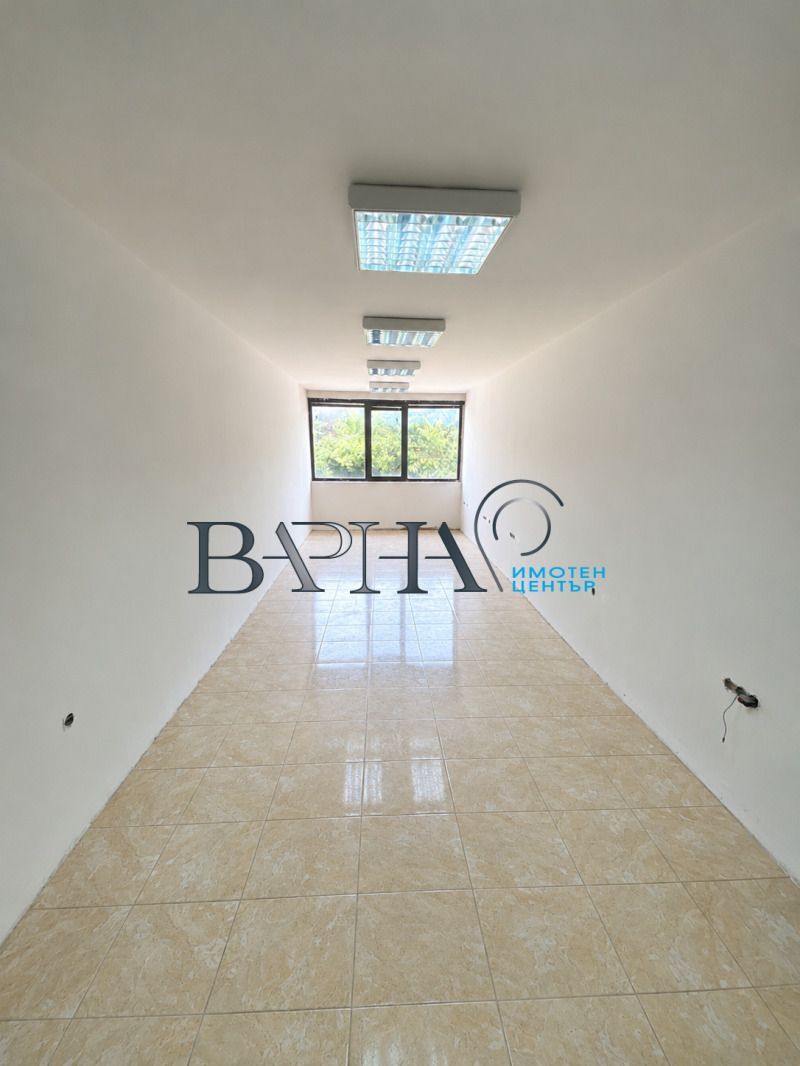 Под наем ОФИС, град Варна, Трошево • 250 € • 36376110 1 — Holmes.bg Под наем ОФИС, град Варна, Трошево • 250 € • 36376110 1